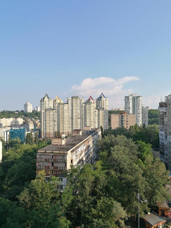 Уютная Студио Возле Жд Вокзала Kiew Exterior foto